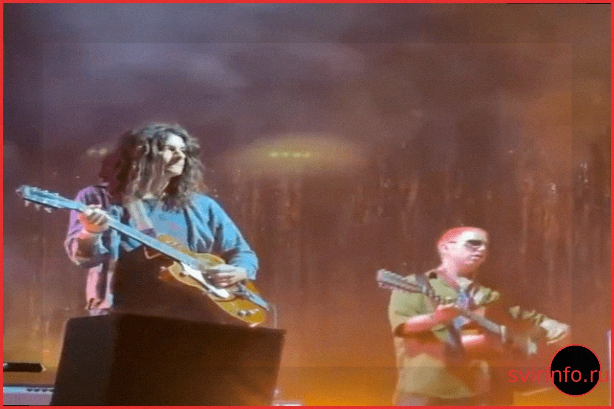 Kurt Vile Присоединился к Fontaines D.C. на Сцене: Вдохновение для 'Roman Holiday' и Новые Анонсы Группы