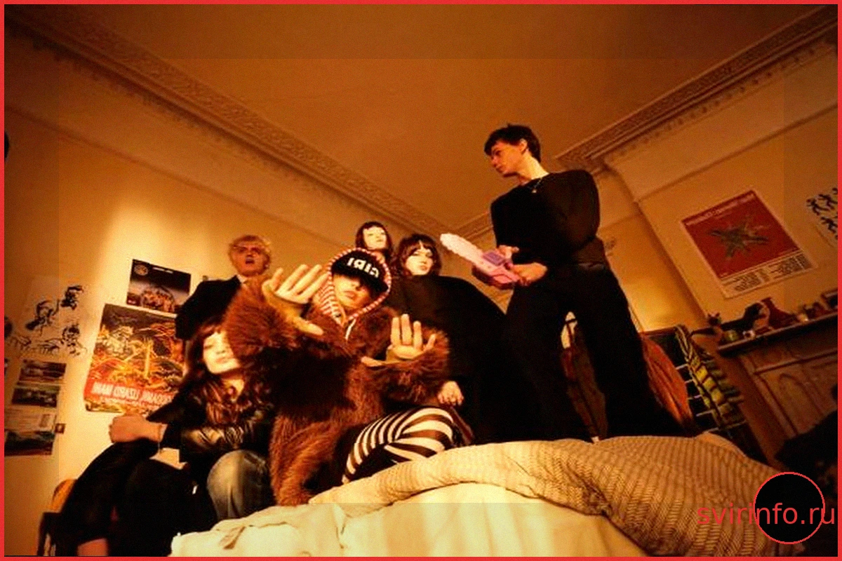 Man/Woman/Chainsaw – “Get Up And Dance”